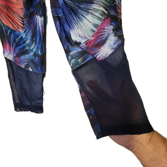 Desigual 3/4 Sport Leggings Capri Women's Size XL Workout Gym Mesh Colorful - Picture 7 of 11